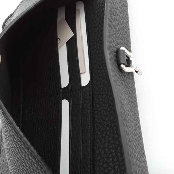 New in box 100% Authentic GUCCI wallet. 364434 - Picture 4 of 8